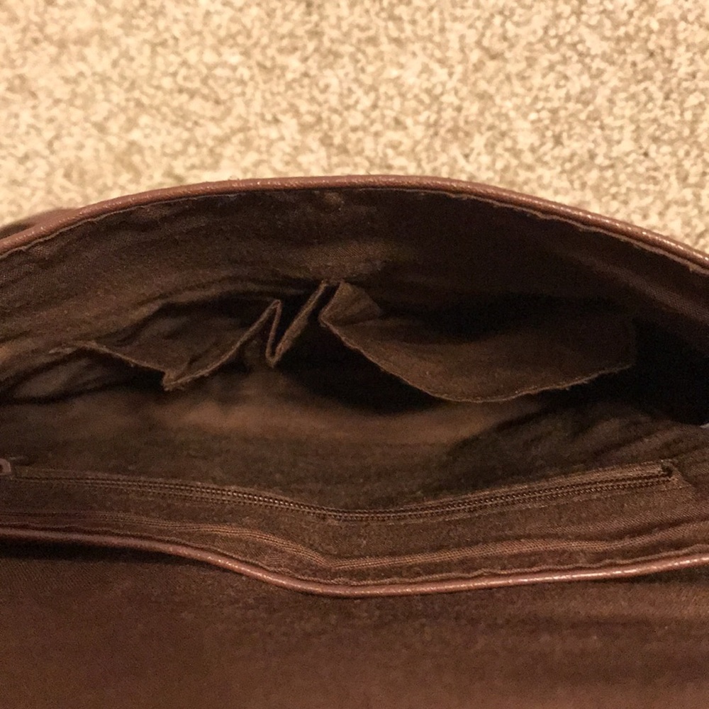 Purse - Picture 5 of 6